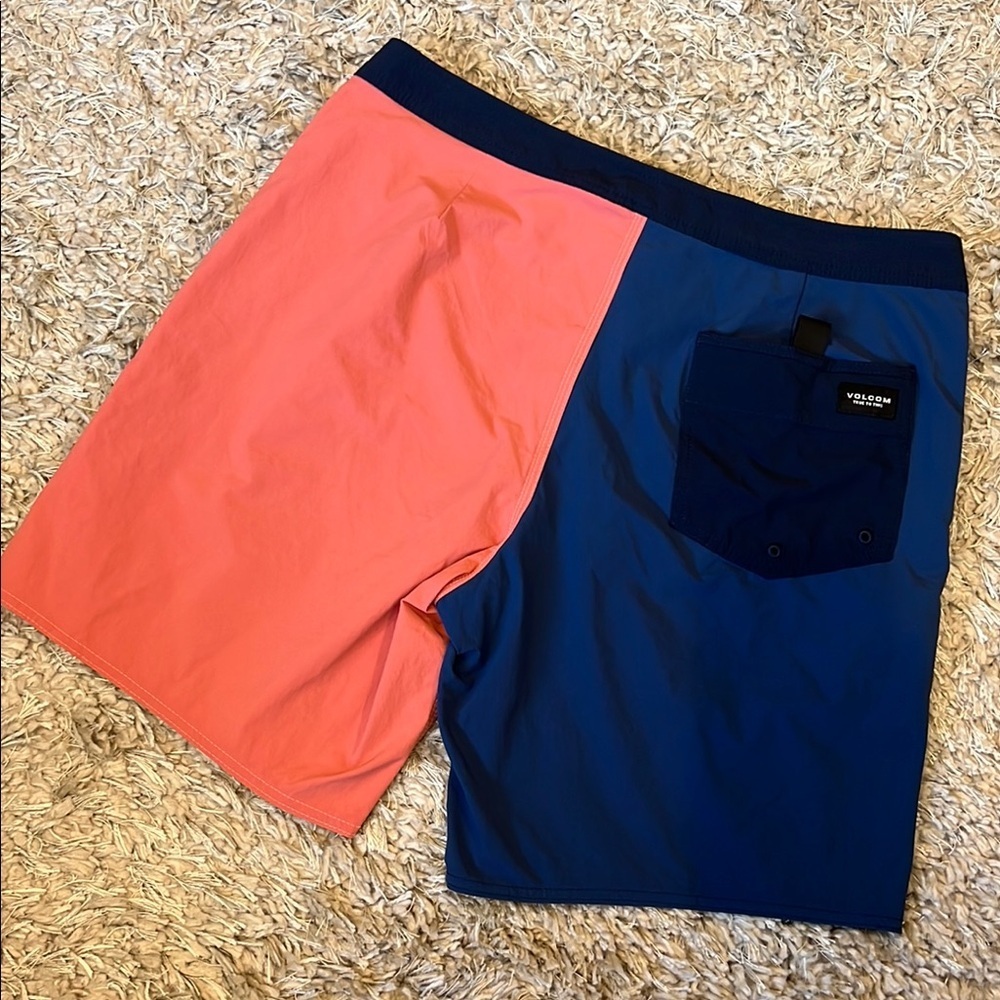 Volcom Two-Tone Board Shorts size 32 SNAPPED LIBERATOR TRUNKS BAJA INDIGO - Picture 4 of 9